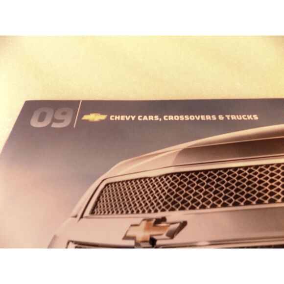 2009 Chevrolet Brochure Cars Crossovers & Trucks Chevy Sales Catalog FULL LINE - Picture 2 of 6